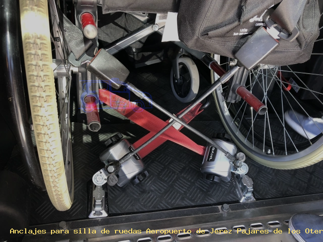 Sujección de silla de ruedas Aeropuerto de Jerez Pajares de los Oteros