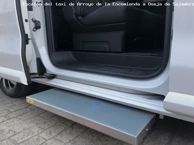 Escalón del taxi de  a Oseja de Sajambre