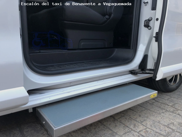 Escalón lateral Benavente Vegaquemada