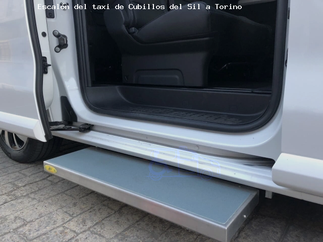Escalón del taxi de  a Torino