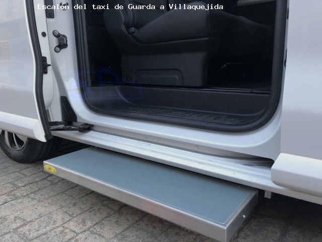 Escalón del taxi de  a Villaquejida