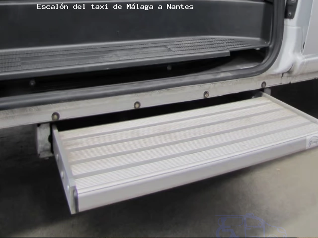 Escalón del taxi de  a Nantes