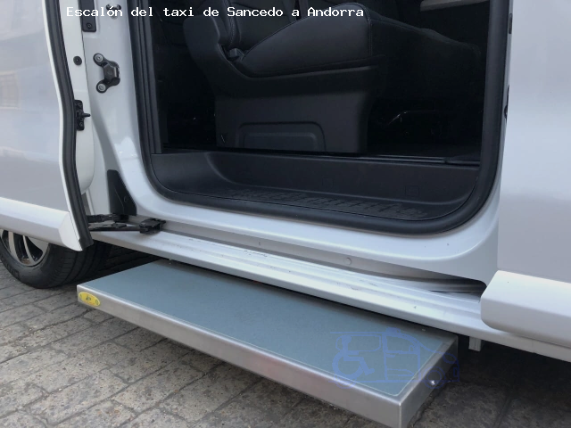 Escalón del taxi de  a Andorra