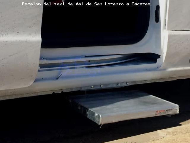 Escalón del taxi de  a Cáceres