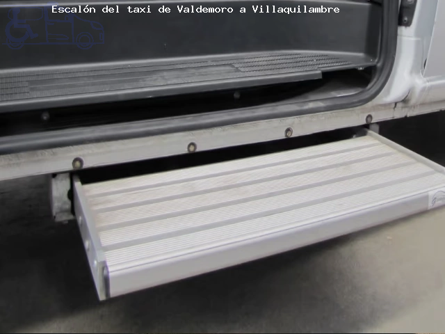 Escalón lateral Valdemoro Villaquilambre