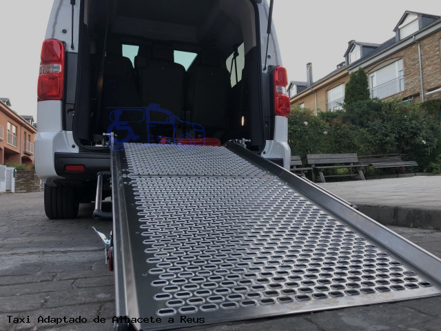 Taxi accesible de Reus a Albacete