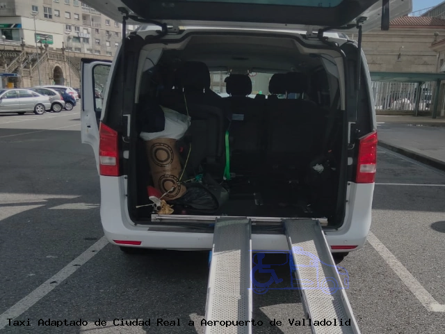 Taxi accesible de Aeropuerto de Valladolid a Ciudad Real