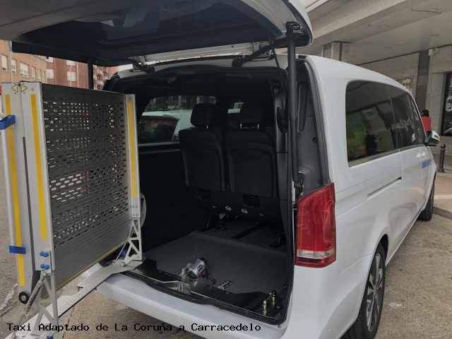 Taxi accesible de Carracedelo a La Coruña