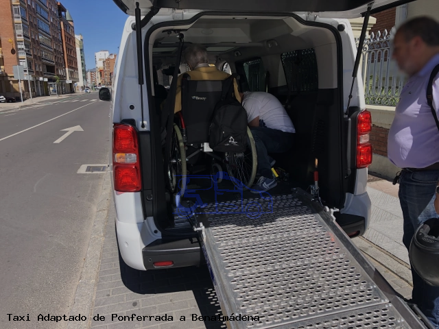 Taxi accesible de Benalmádena a Ponferrada