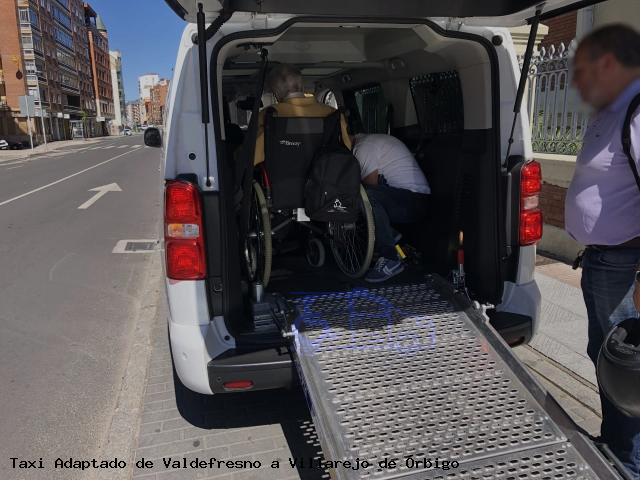 Taxi accesible de Villarejo de Órbigo a Valdefresno
